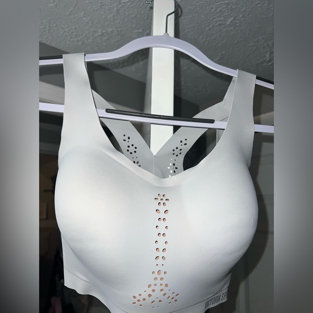 Victoria Secret-Sports Bra
